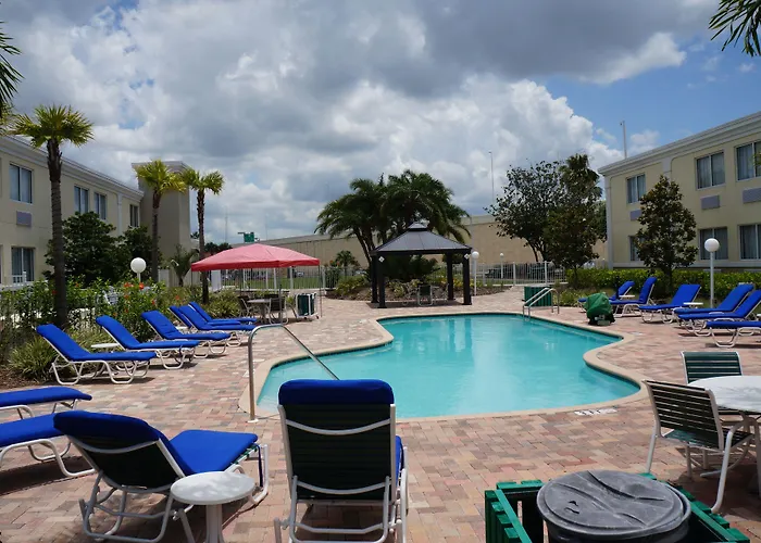 Quality Inn & Suites Tampa Near Fairgrounds And Casino