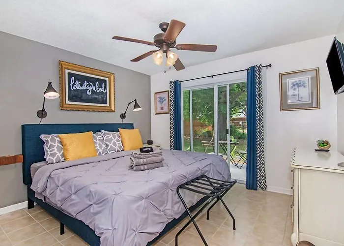 Cozy Retreat 13 Min To Beach