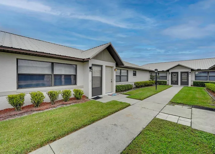 1 Mi To Golf: Sebring Condo W/ Pool Access!