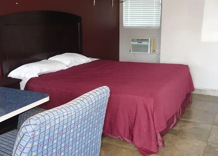 Palm City Motel