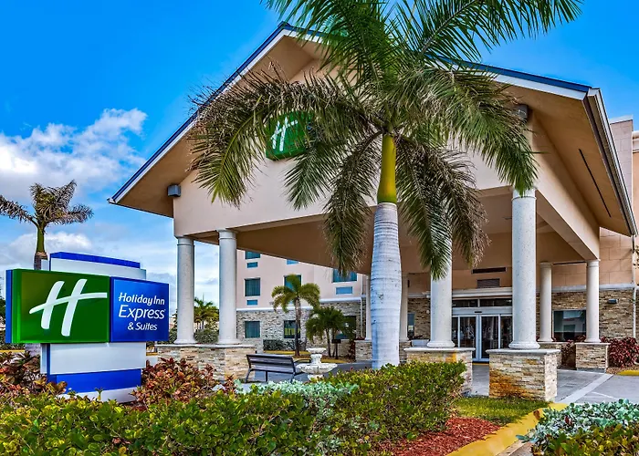 Holiday Inn Express & Suites Lantana By Ihg