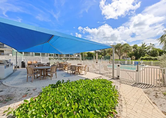 Gulf Tides Of Longboat Key By Coolvacay