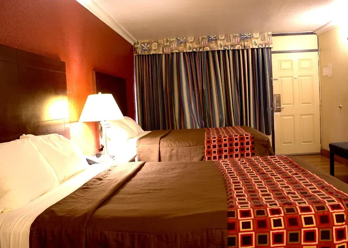 Polynesian Inn