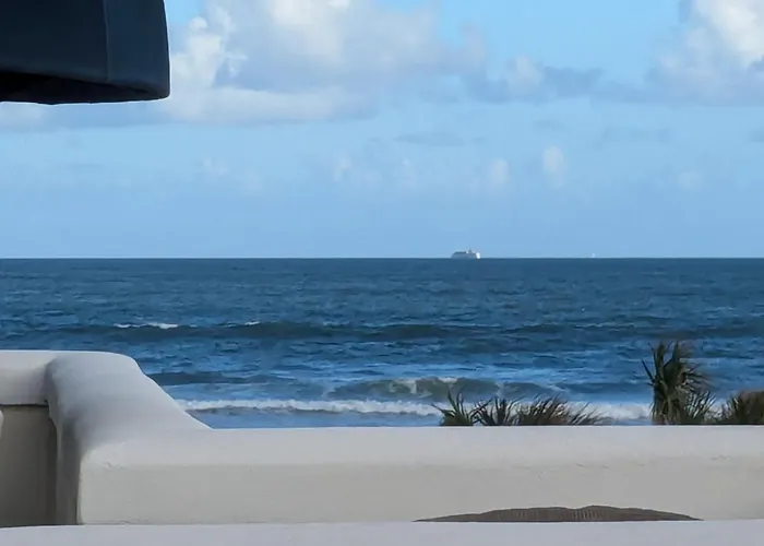 Oceanfront 2Br2B, Ocean Views, Heated Pool, Spa