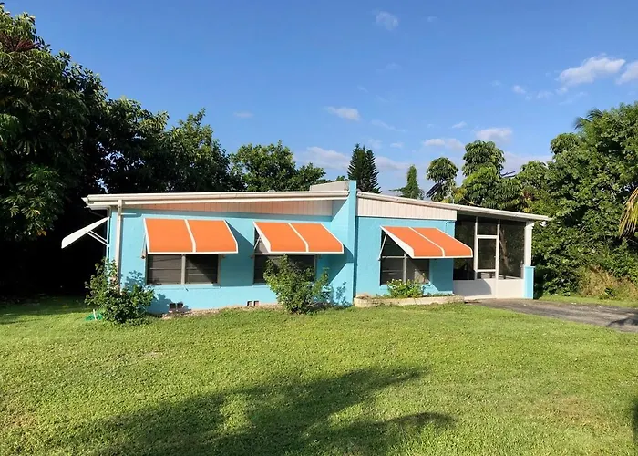 Pineapple Cottage 2 Bedroom