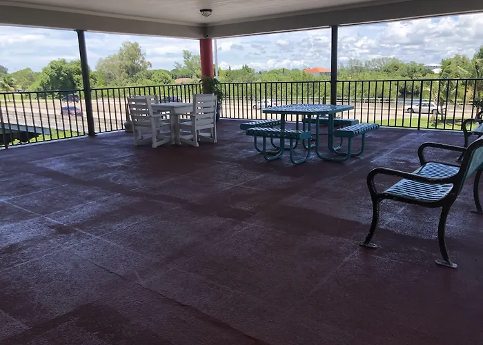 Sun Coast Inn