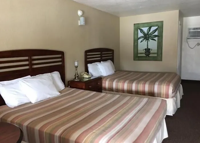 Dinner Bell Motel