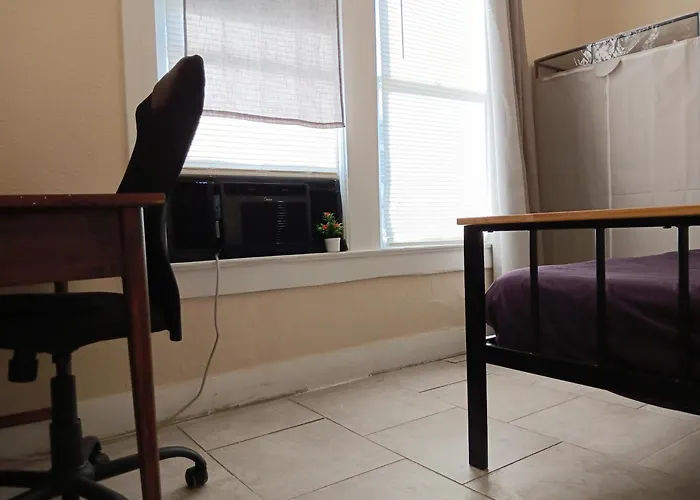 Hostel Tampa