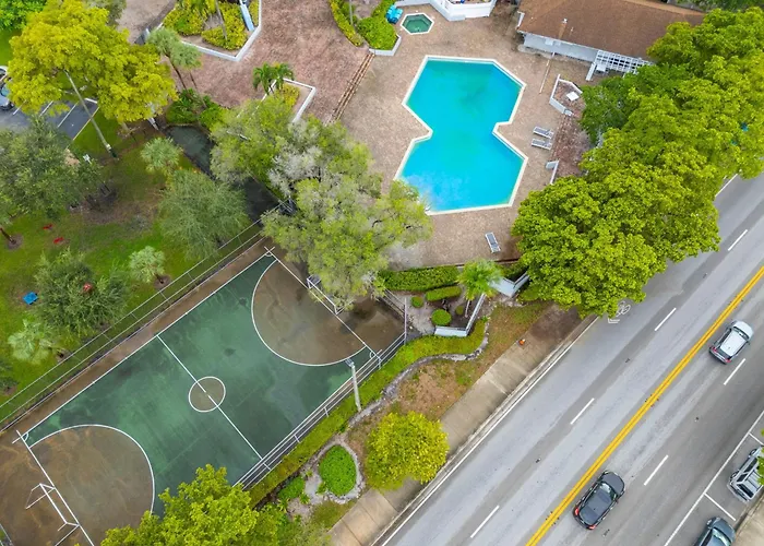 Centrally Located 2 Bed In The Heart Of Nmb