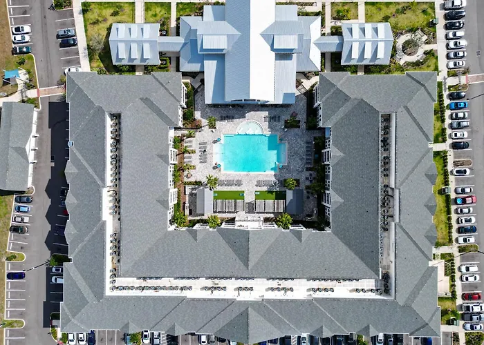 Peaceful 2Br By The Bay Pool And Coastal Vibes