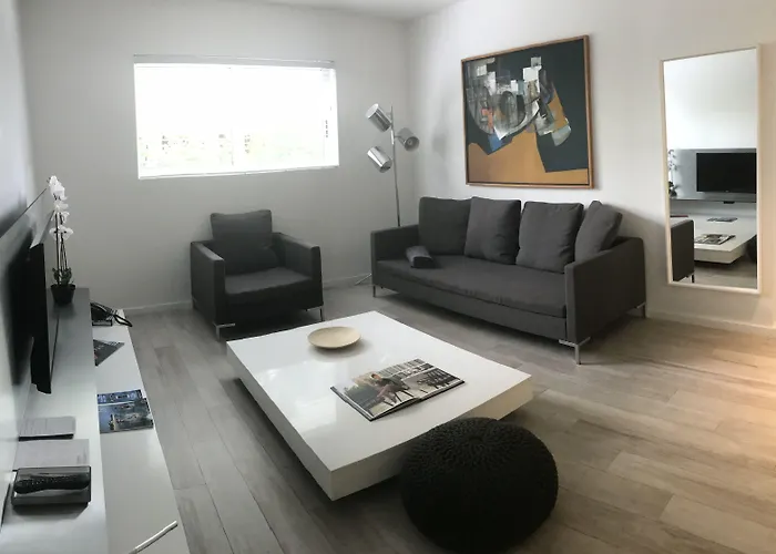 Beach Haus Key Biscayne Contemporary Apartments