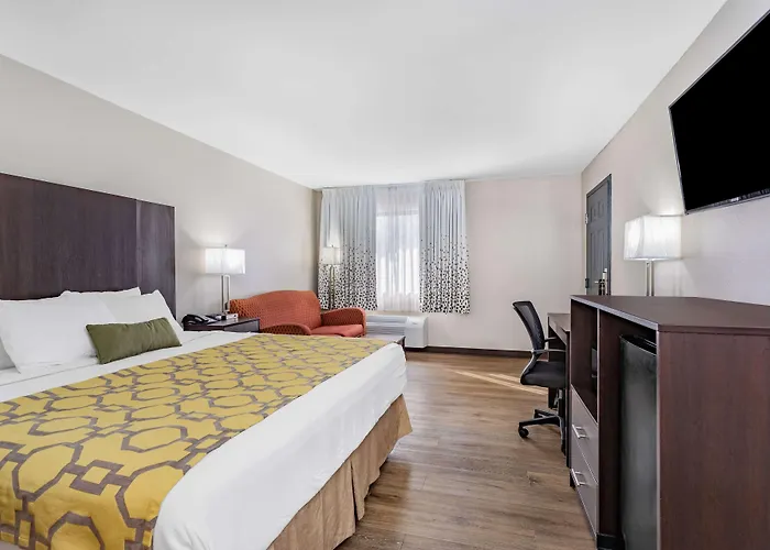 Baymont By Wyndham Midway Tallahassee