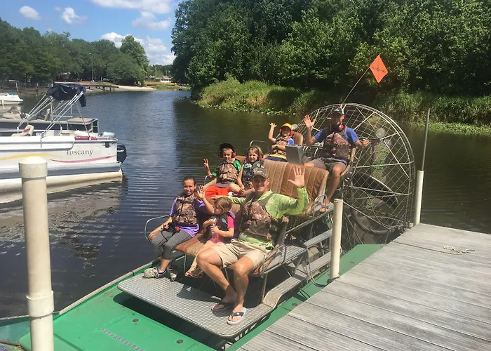 Camp Mack Lodge, Marina & Rv Resort