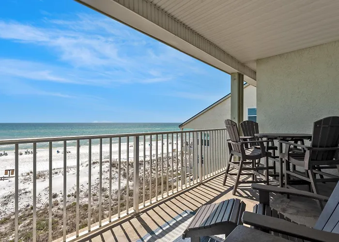 Commodore'S Retreat 305