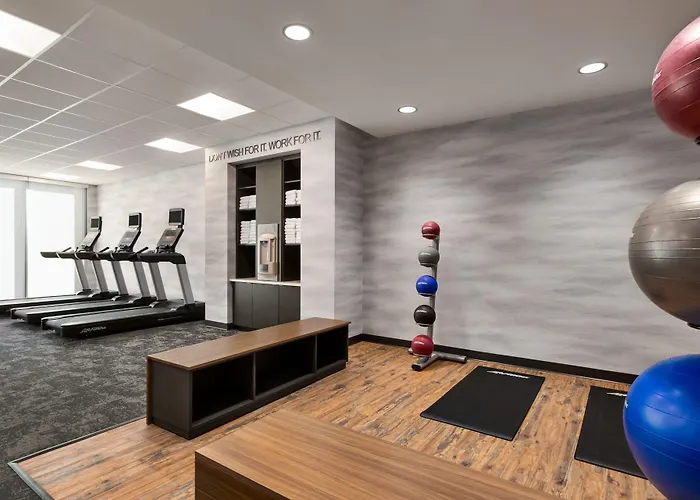 Fairfield By Marriott Inn & Suites Bonita Springs