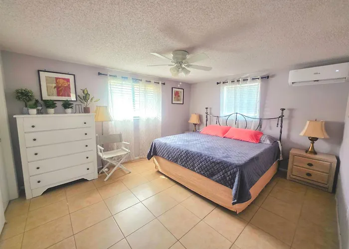 Apartment In Privet House Walk Distance To Beach