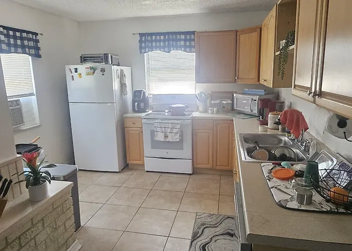 Sebastian Gardens Inn & Suites