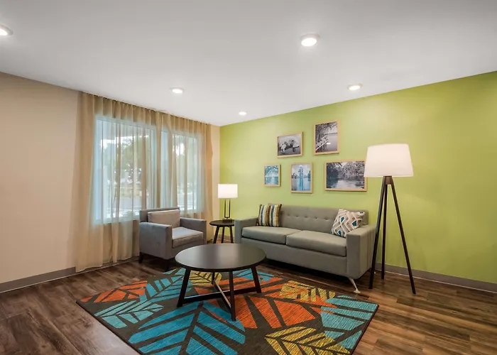 Woodspring Suites Inverness