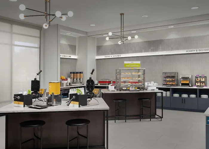 Hampton Inn Orlando Southeast Nona