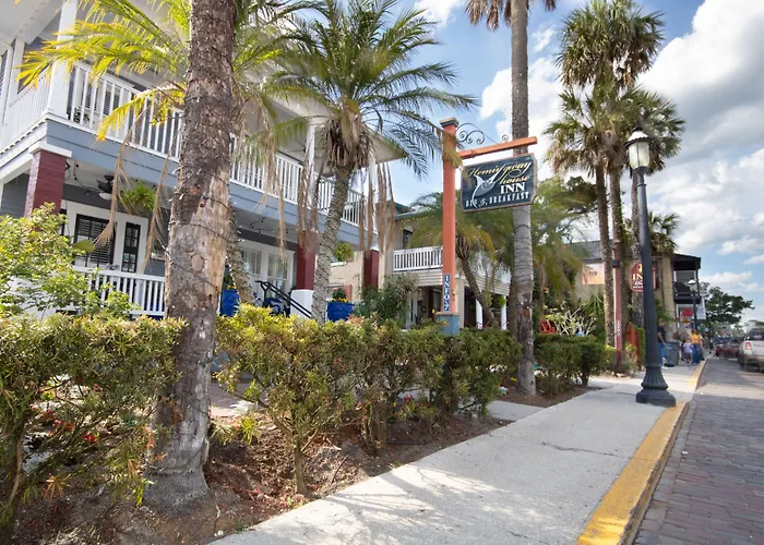 Hemingway House Boutique Hotel (Adults Only)
