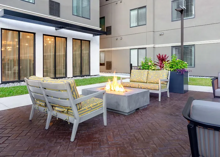 Waterwalk Extended Stay By Wyndham Jacksonville Deerwood Pk