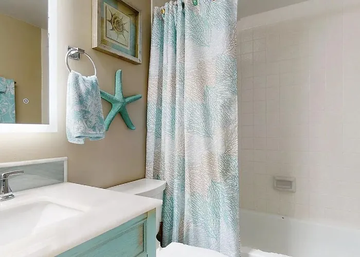 Beachfront Space Coast Gem With Heated Pool, Sleeps 4