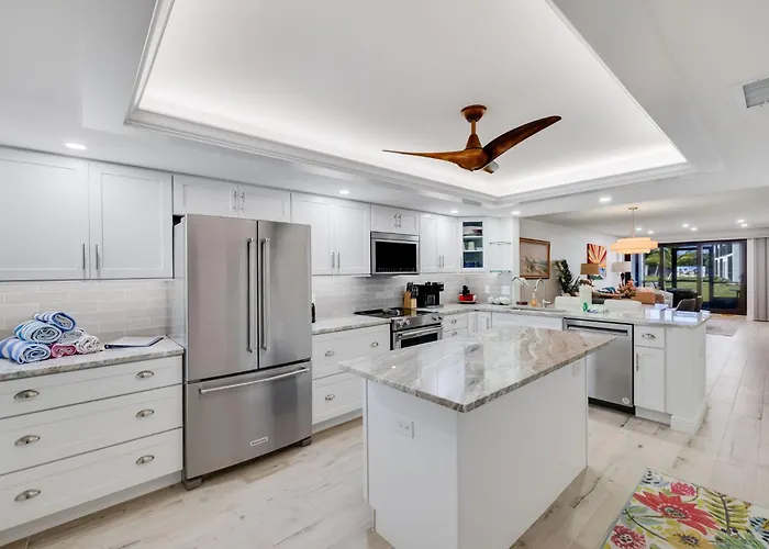 Pointe Santo D1 - Gorgeous Residence, Fantastic Amenities, Walk Out Patio, And Direct Gulf Views