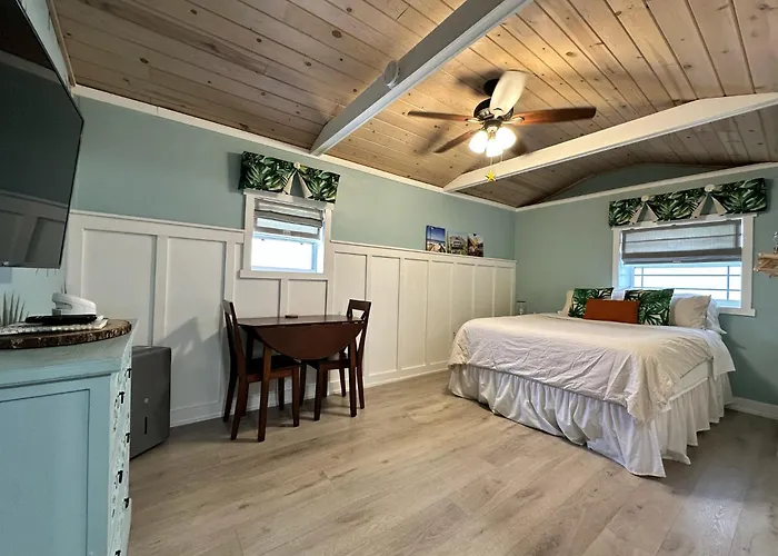 Palm Paradise Retreat