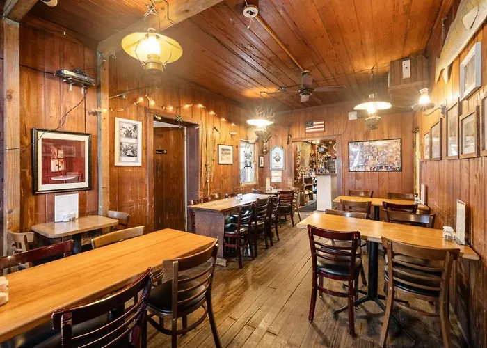 The Historic Island Hotel Of Cedar Key