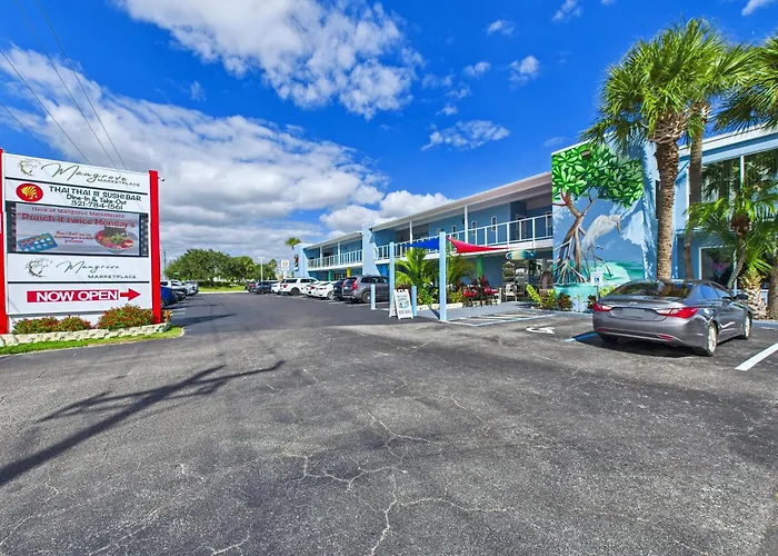 Rocket Launch View Loft Near Beach & Port-Unit 209