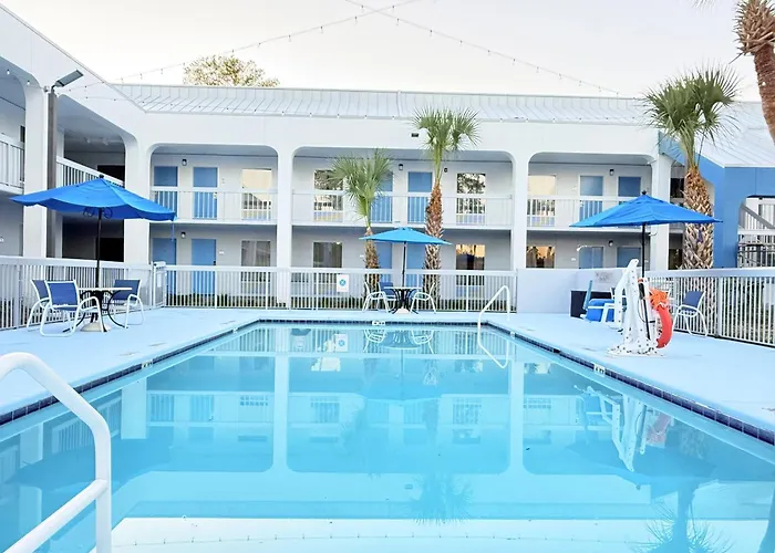 Baymont By Wyndham Tallahassee