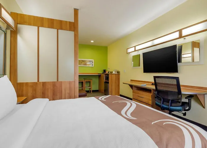 Quality Inn & Suites Lehigh Acres Fort Myers