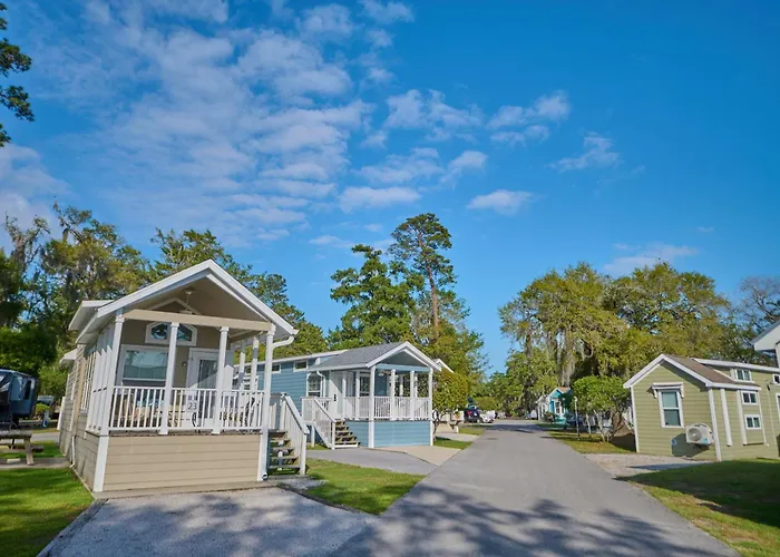 Live Oak Landing