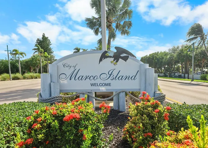 Inviting Condo On Beach With Pool And Tennis Courts