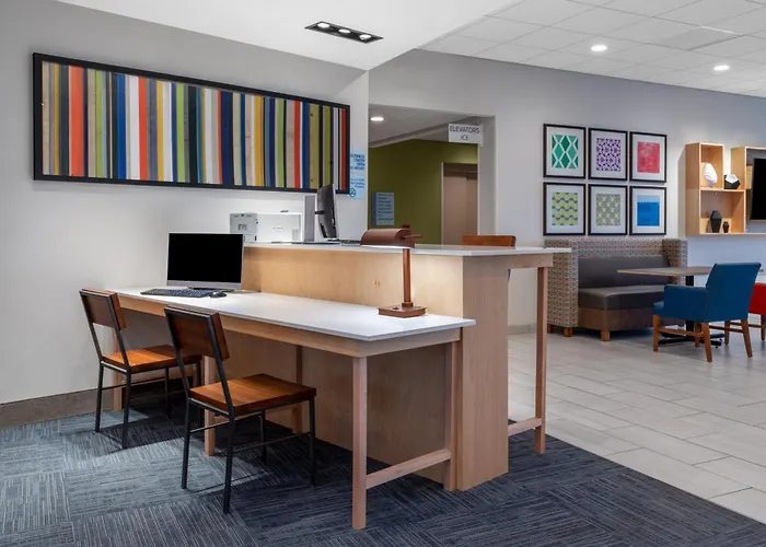 Holiday Inn Express & Suites - Wildwood - The Villages By Ihg
