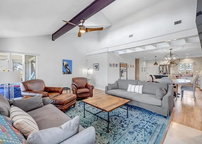 Beach-2-Green - 3Br Condo W Golf Views & Pool