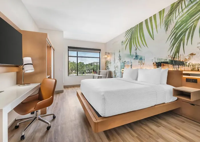 Cambria Hotel Tampa-Brandon