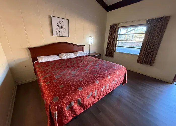 Royal Inn
