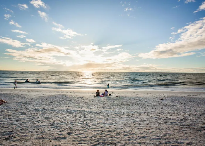 Bonita Beach- Seas The Day!