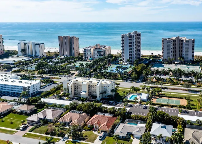 Completely Remodeled 2 Bed 2 Bath I Block Away From Free Beach Access