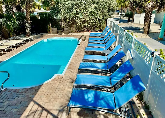 2Bd 1Ba Sunset 2 3Mins To Beach!