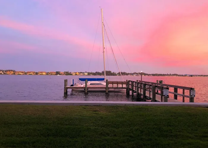 Anna Maria Island Beach Palms 5B