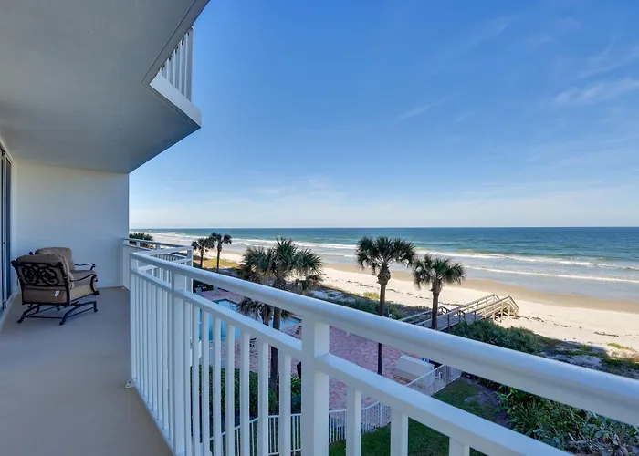 Beachfront Condo W/ Pool Access In Ponce Inlet