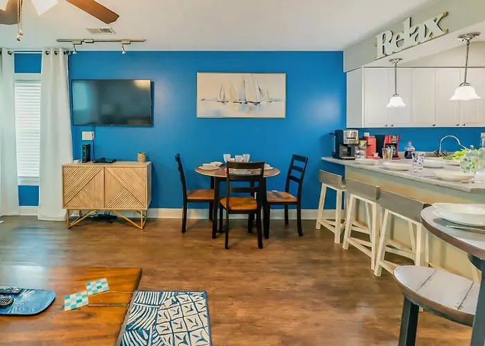 Waterfront Home, Short Walk To Beach, Deck/Balcony