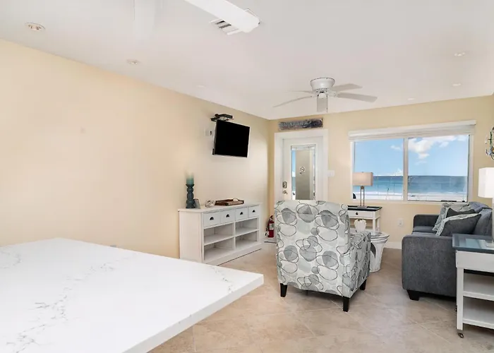 Beach Front Villa - Right On The Beach!