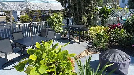 Honu Cove Hotel