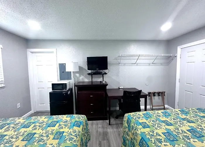 Lemon Bay Motel