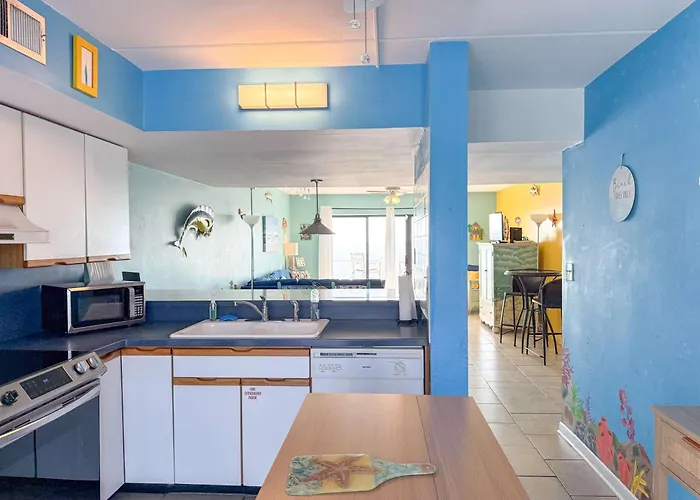 Gulf-Front Villa A-6 Pool Access Sleeps 6