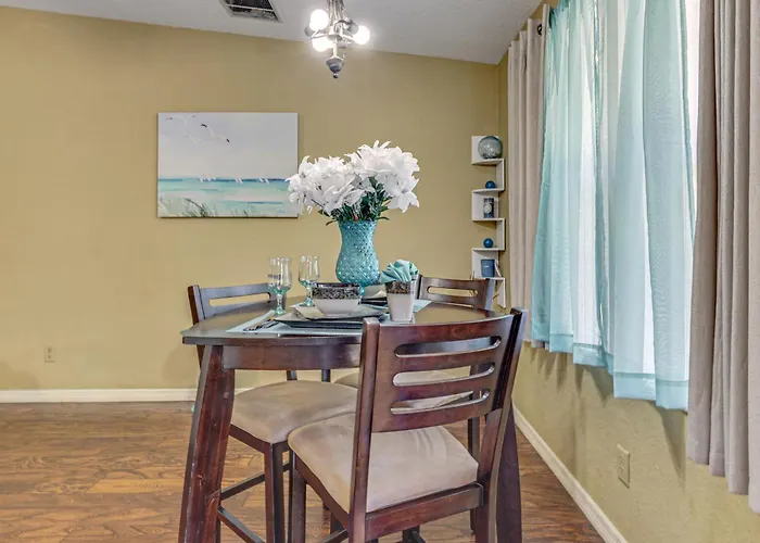 Golf, Paddle & Hike: Cozy Inverness Home W/ Yard