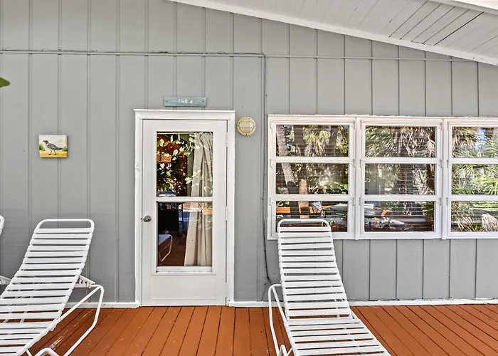 Oak Grove Escape On The Beach At Resort With Pool, Kayaks, Tennis, And More!